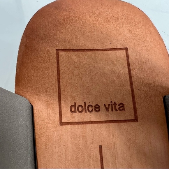 Dolce Vita Tan Ankle Strap Wood Block Heeled Sandals Size 10 Women's - Picture 2 of 9